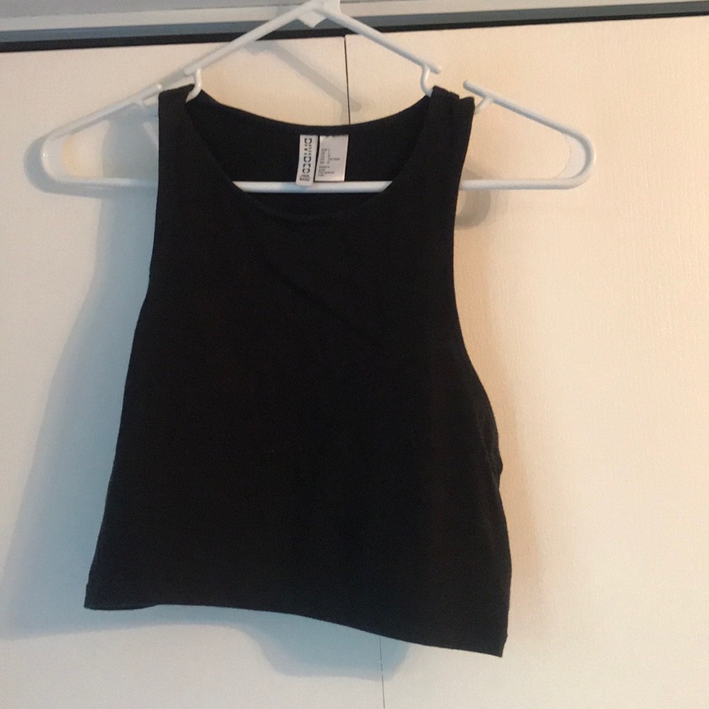 Black crop top